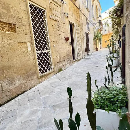 Casa Ginevra, Private Parking Apartment